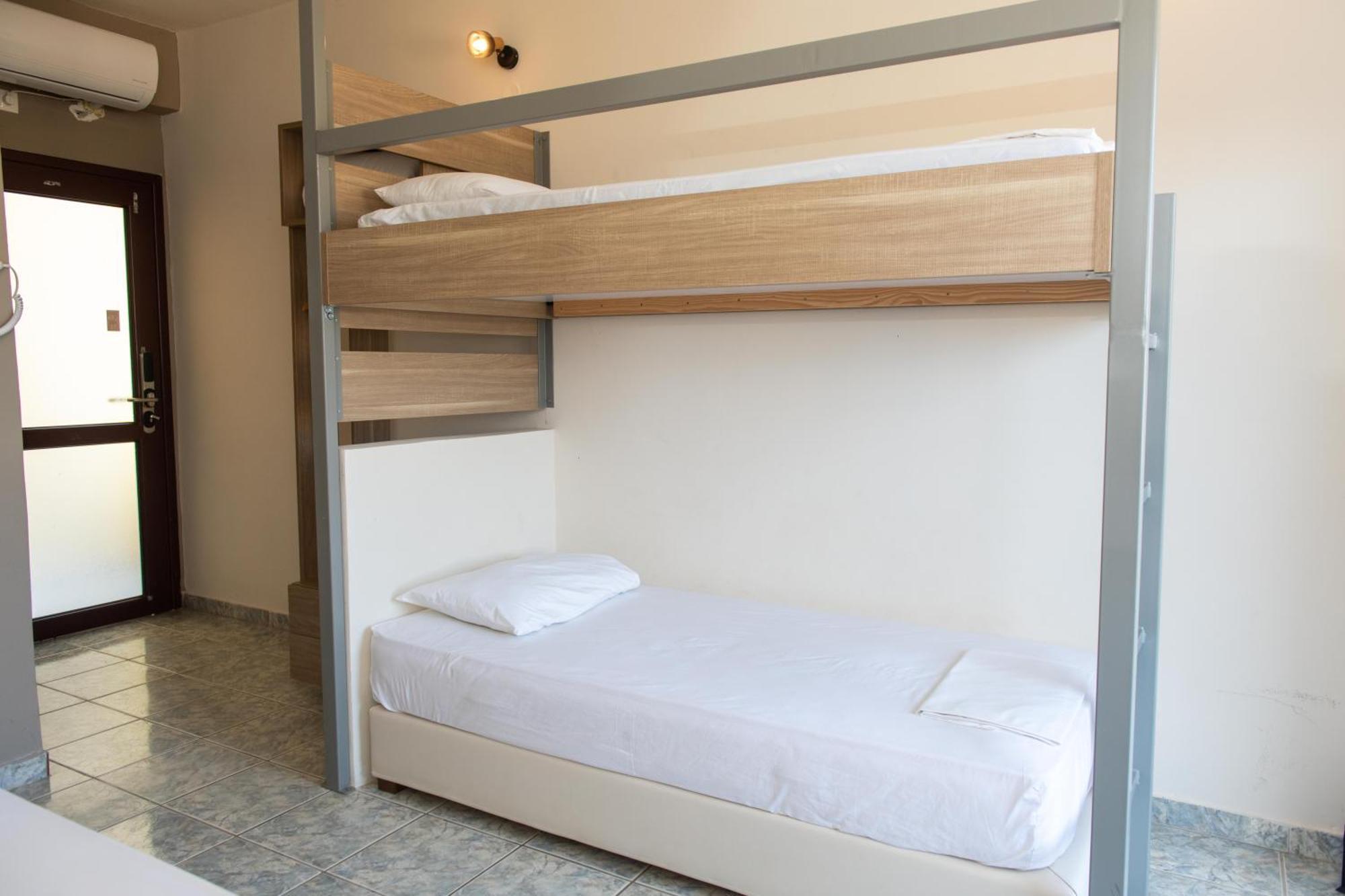 Tota Marinou Hotel Агии Апостоли Екстериор снимка