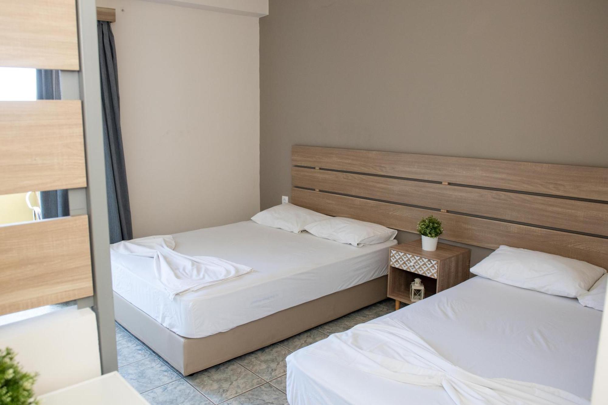 Tota Marinou Hotel Агии Апостоли Екстериор снимка